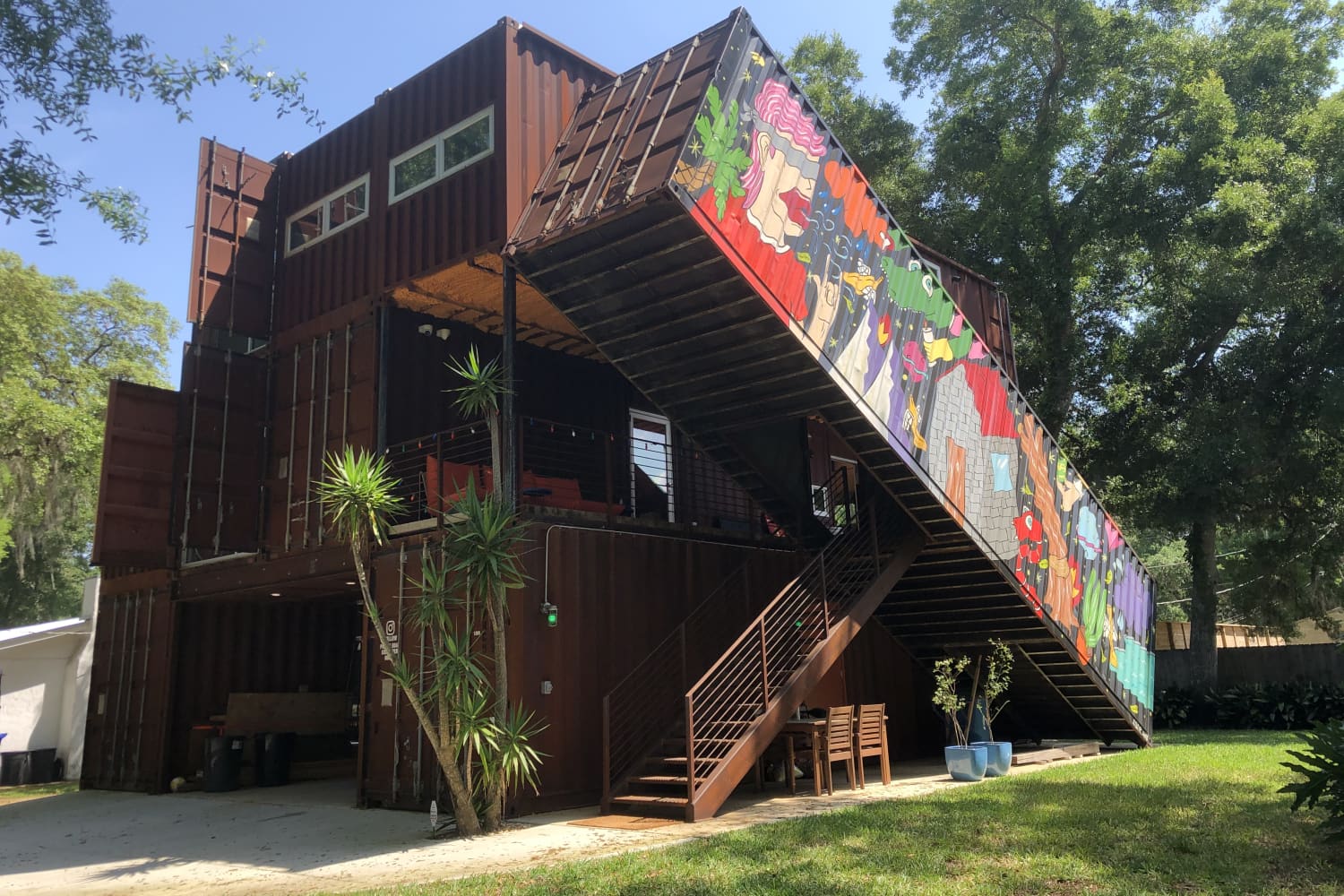Prince Road Shipping Container House Florida Photos Apartment Therapy